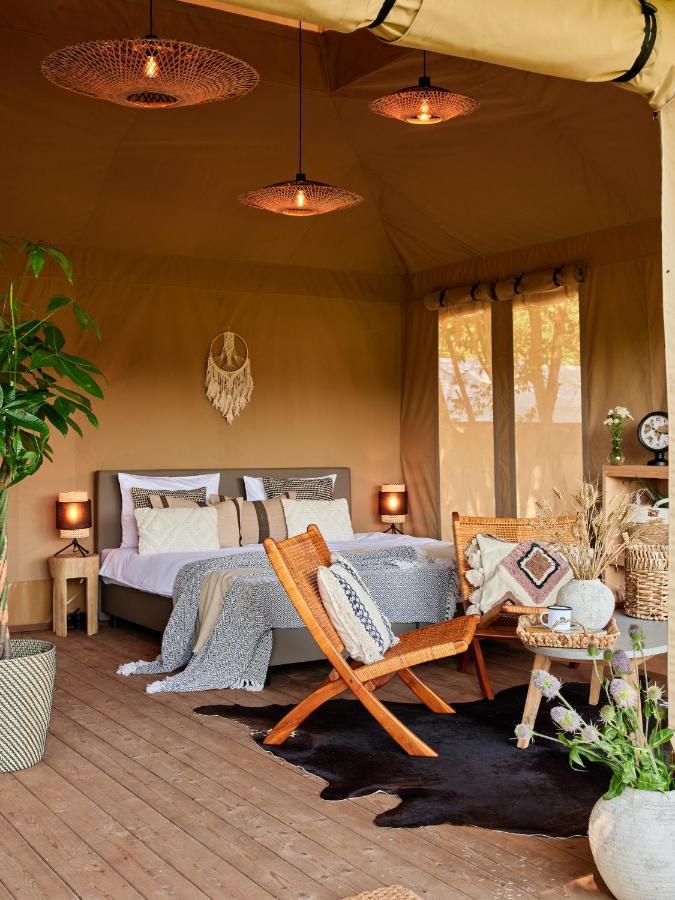 Zatoria Luxury Glamping Zator Hotel Exterior foto